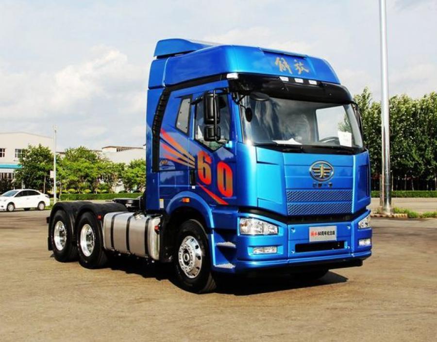  FAW J6P 60th Anniversary 6x4 Tractor 2016 года  (фото 6 из 10)